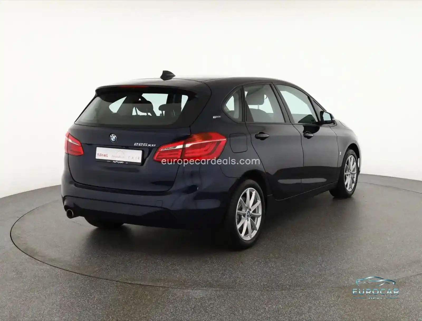 BMW 225