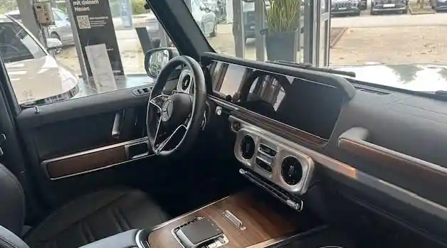 Mercedes-Benz G 450