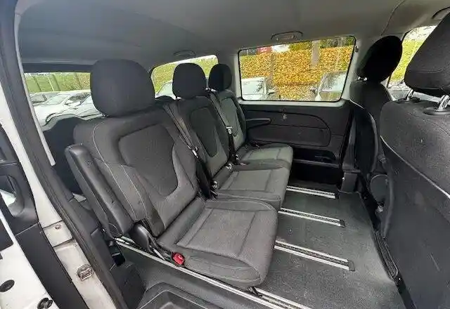 Mercedes-Benz V 200