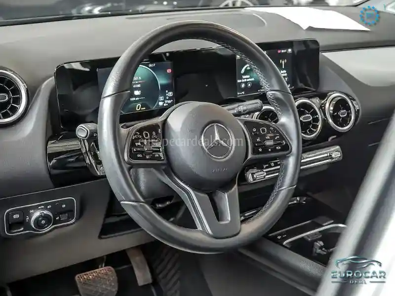 Mercedes-Benz B 250