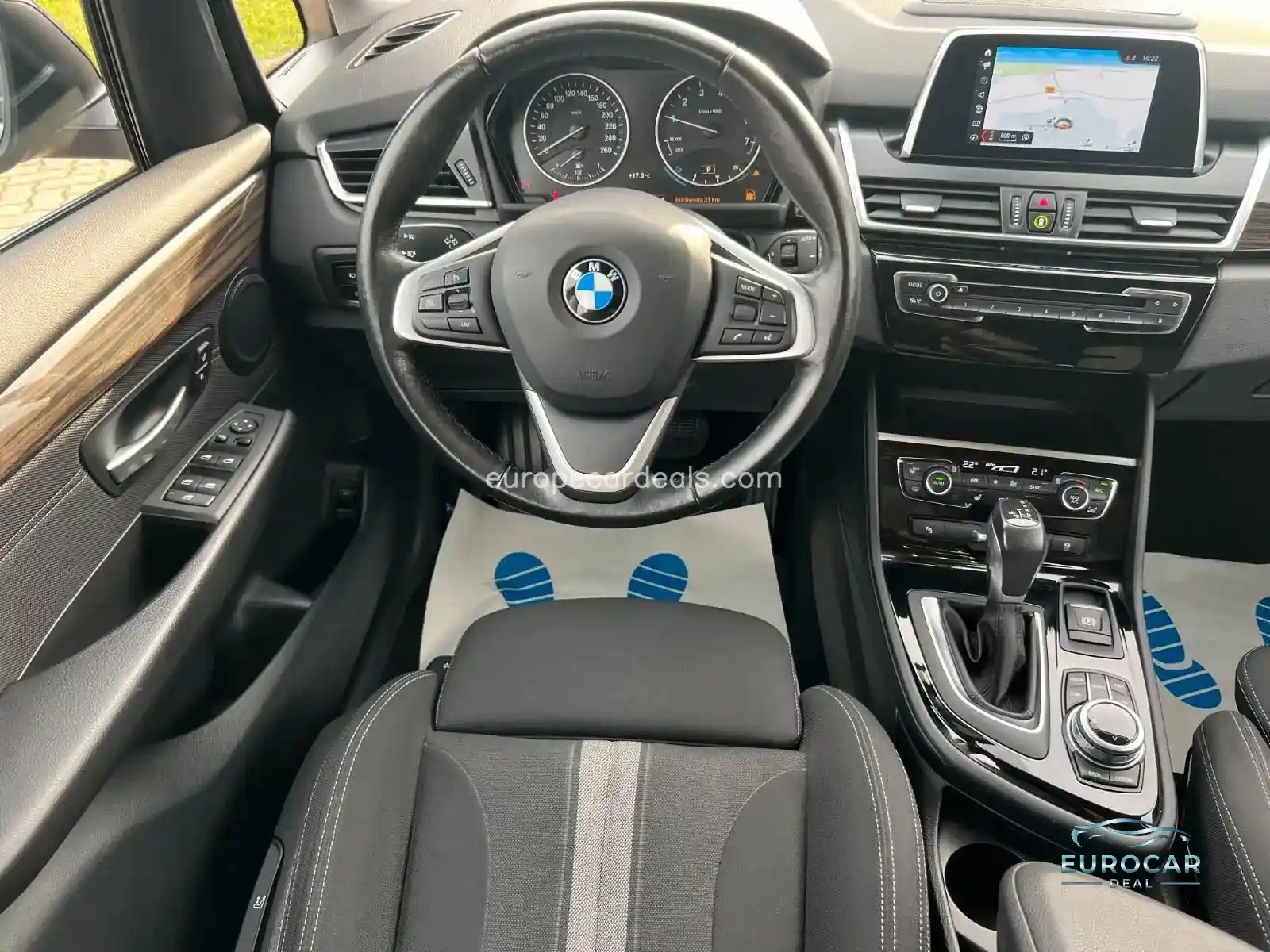 BMW 220