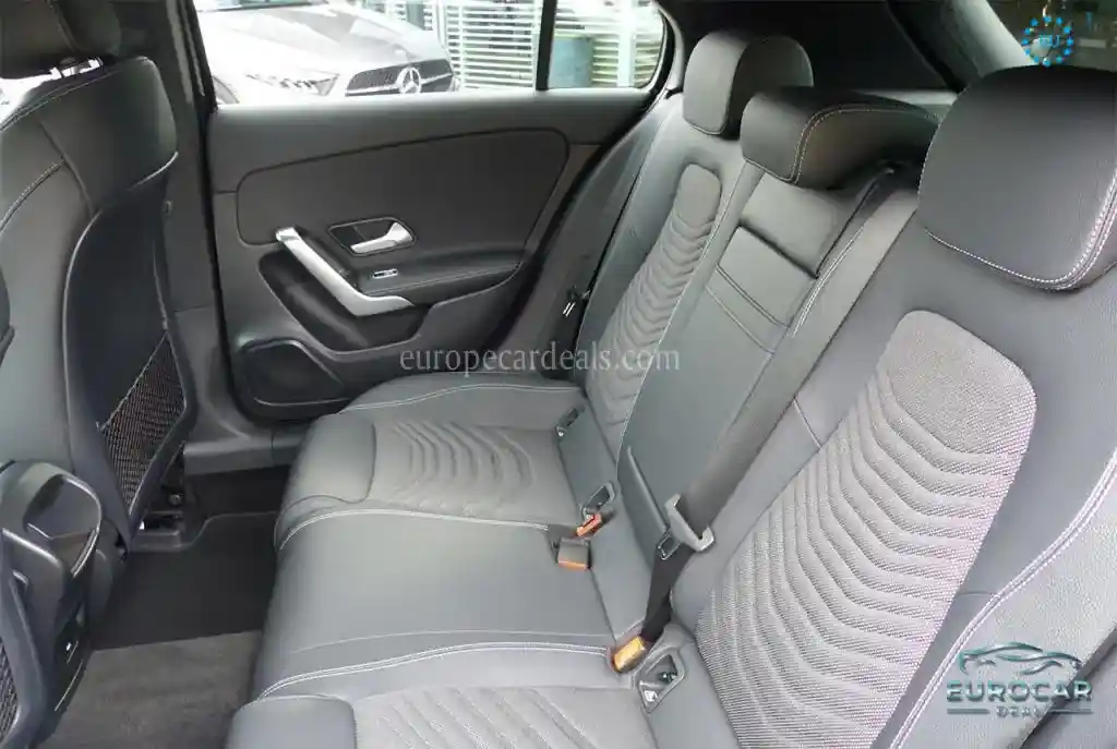 Mercedes-Benz A 180