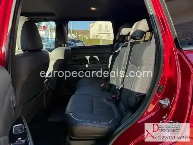 Mitsubishi Plug-in Hybrid Outlander