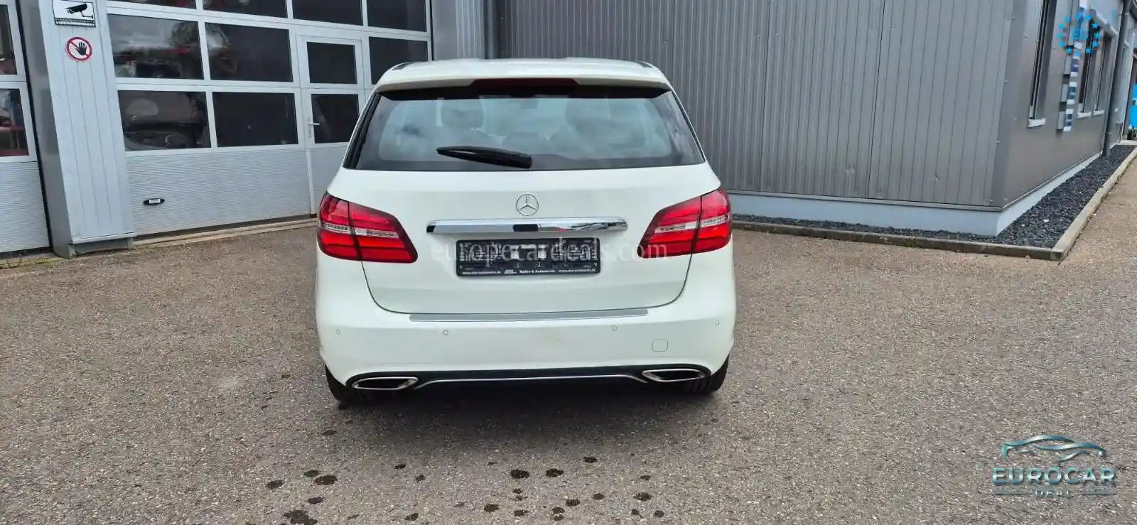 Mercedes-Benz B 200