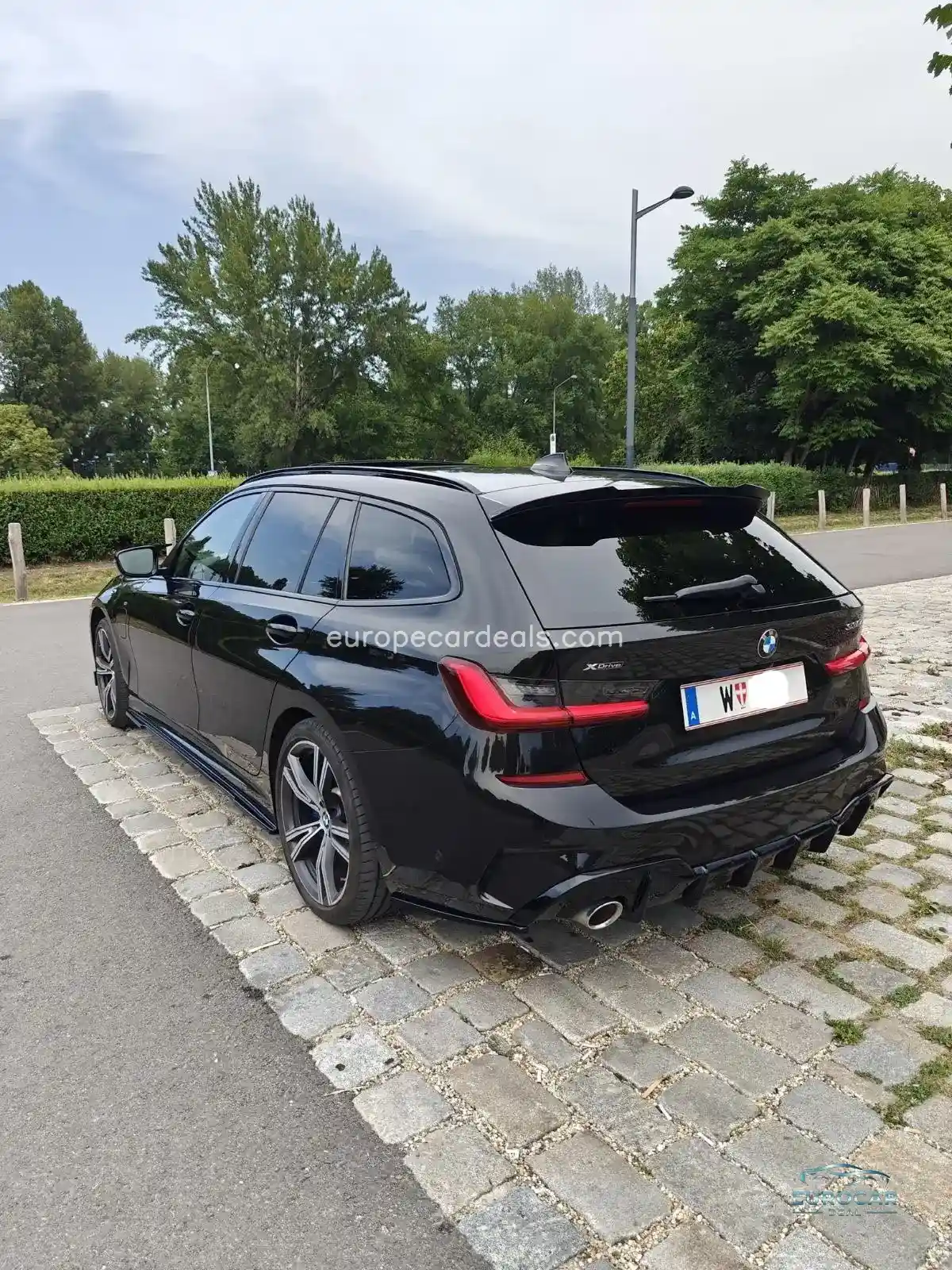BMW 330