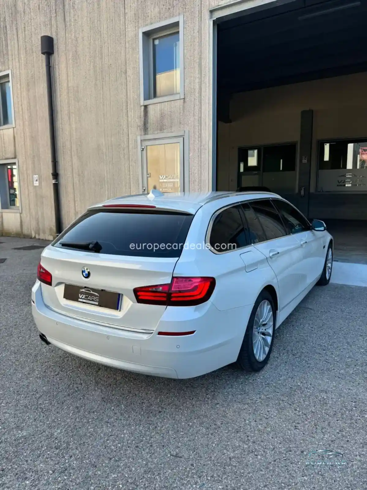 BMW 520