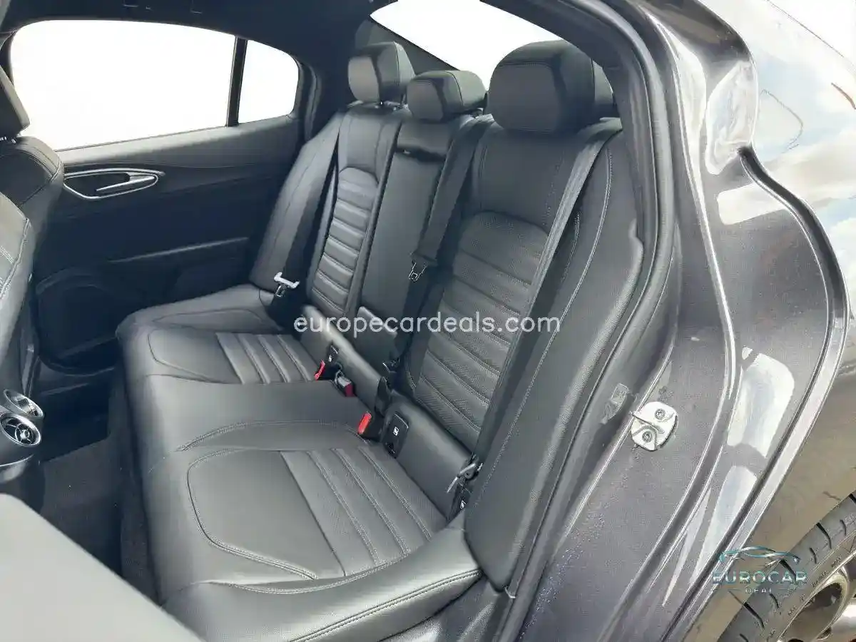 Alfa Romeo Giulia