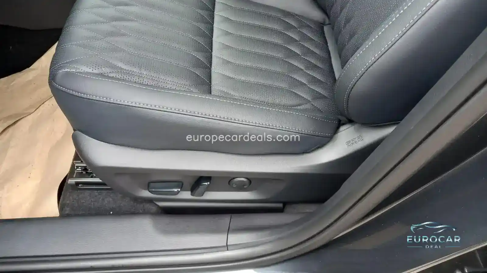 Mitsubishi Plug-in Hybrid Outlander