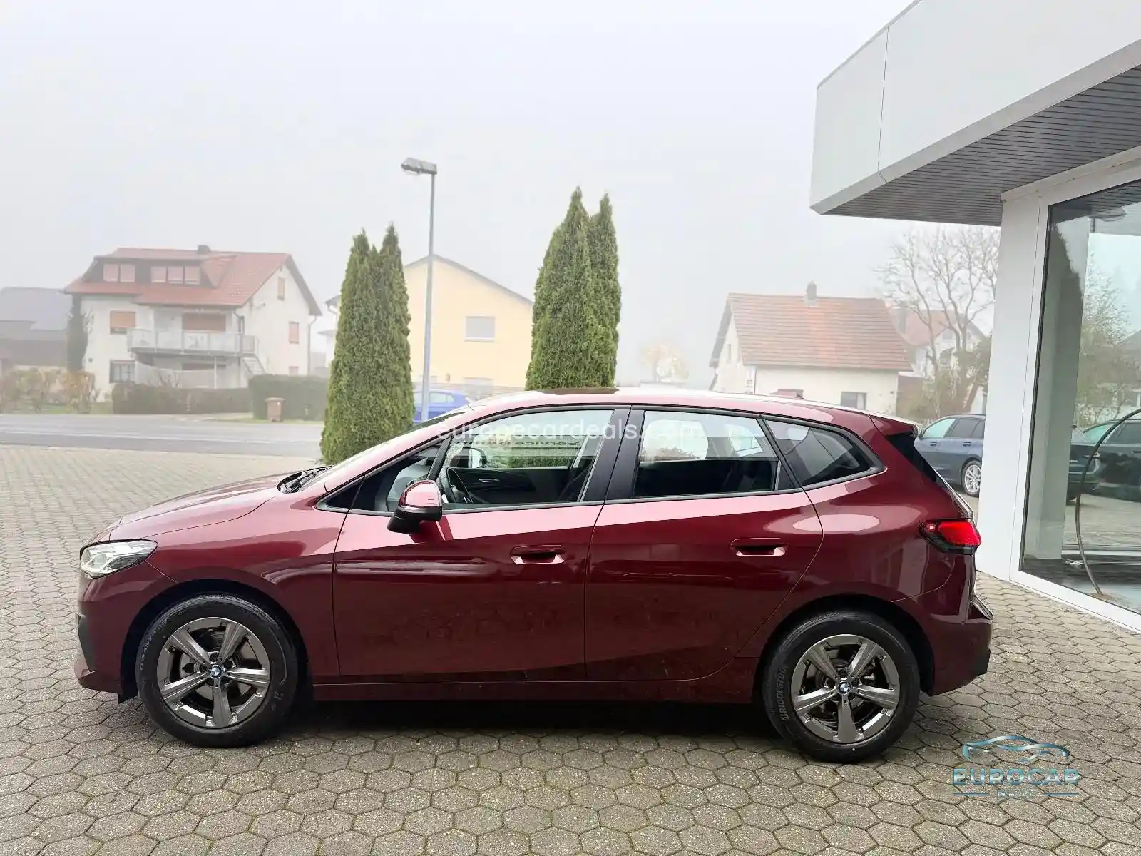 BMW 216