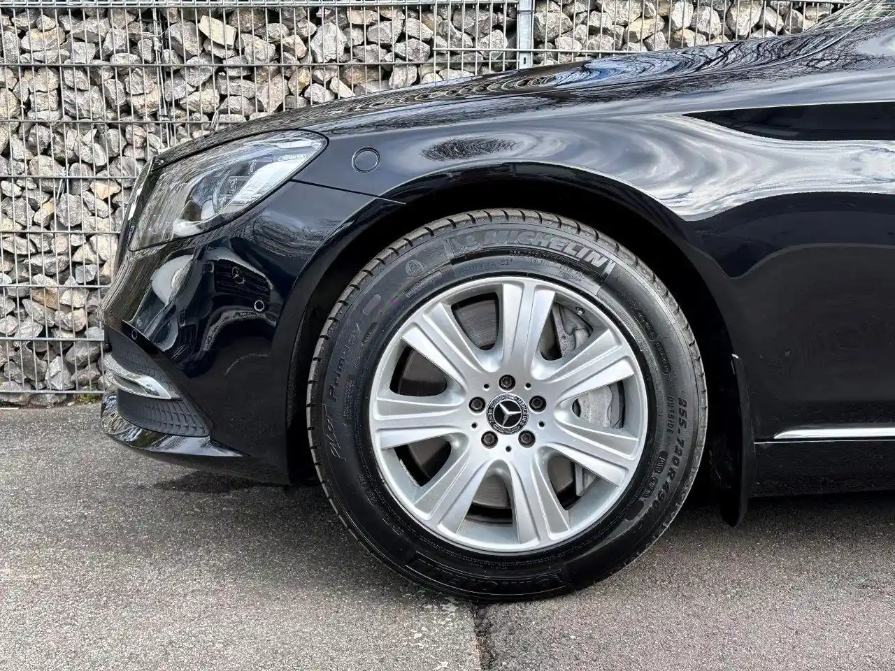 Mercedes-Benz S 600