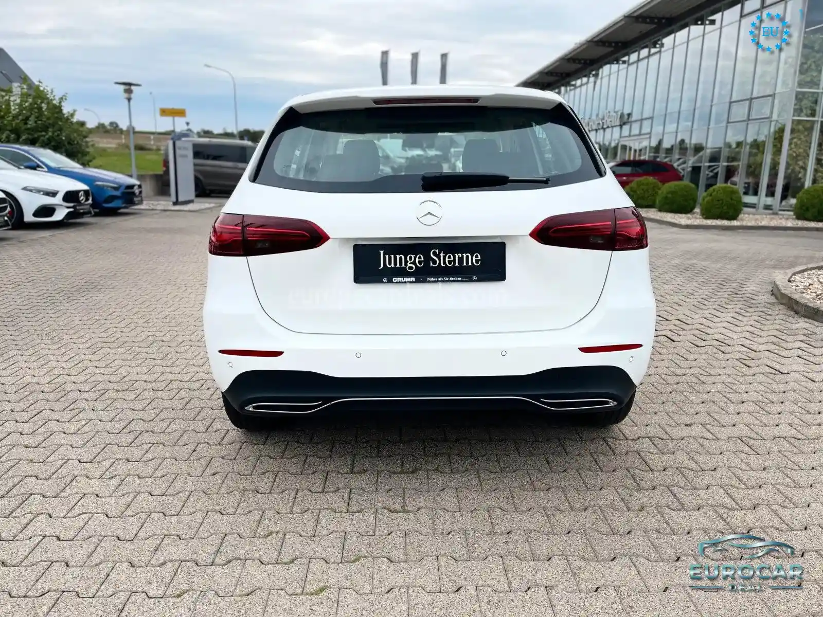 Mercedes-Benz B 200