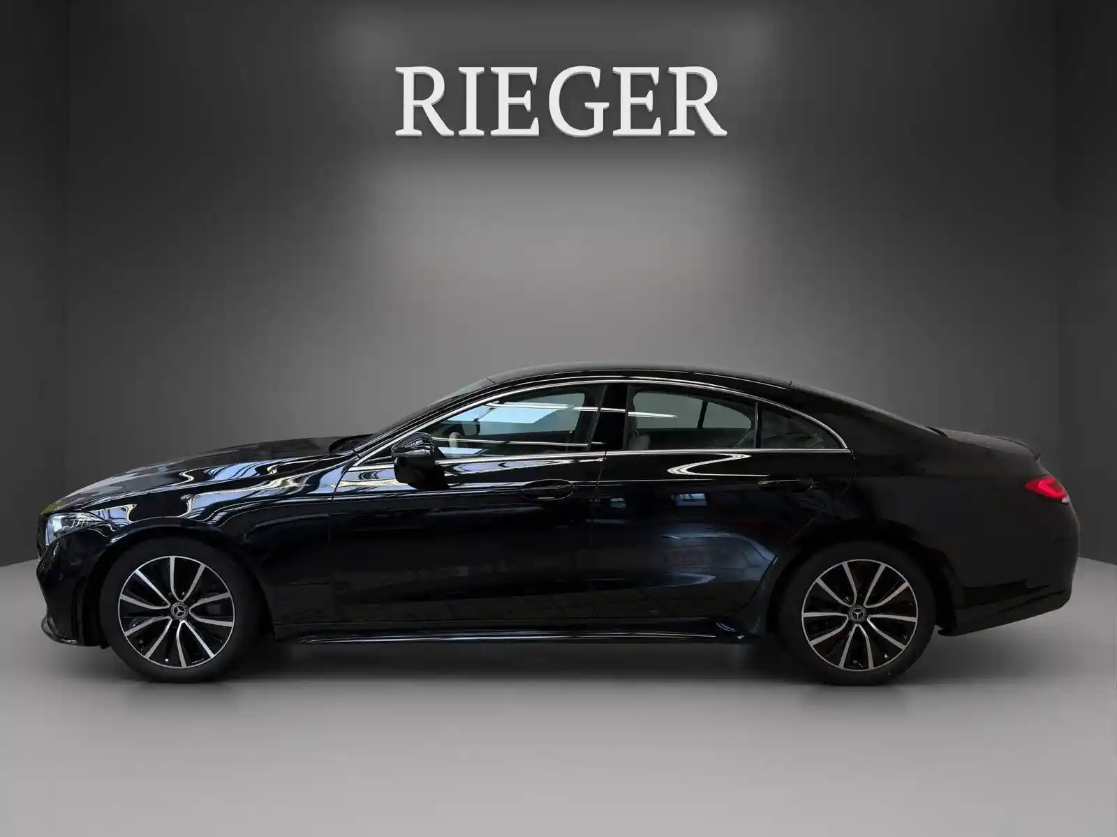 Mercedes-Benz CLS 220