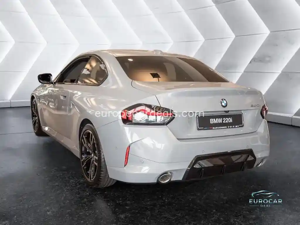 BMW 220