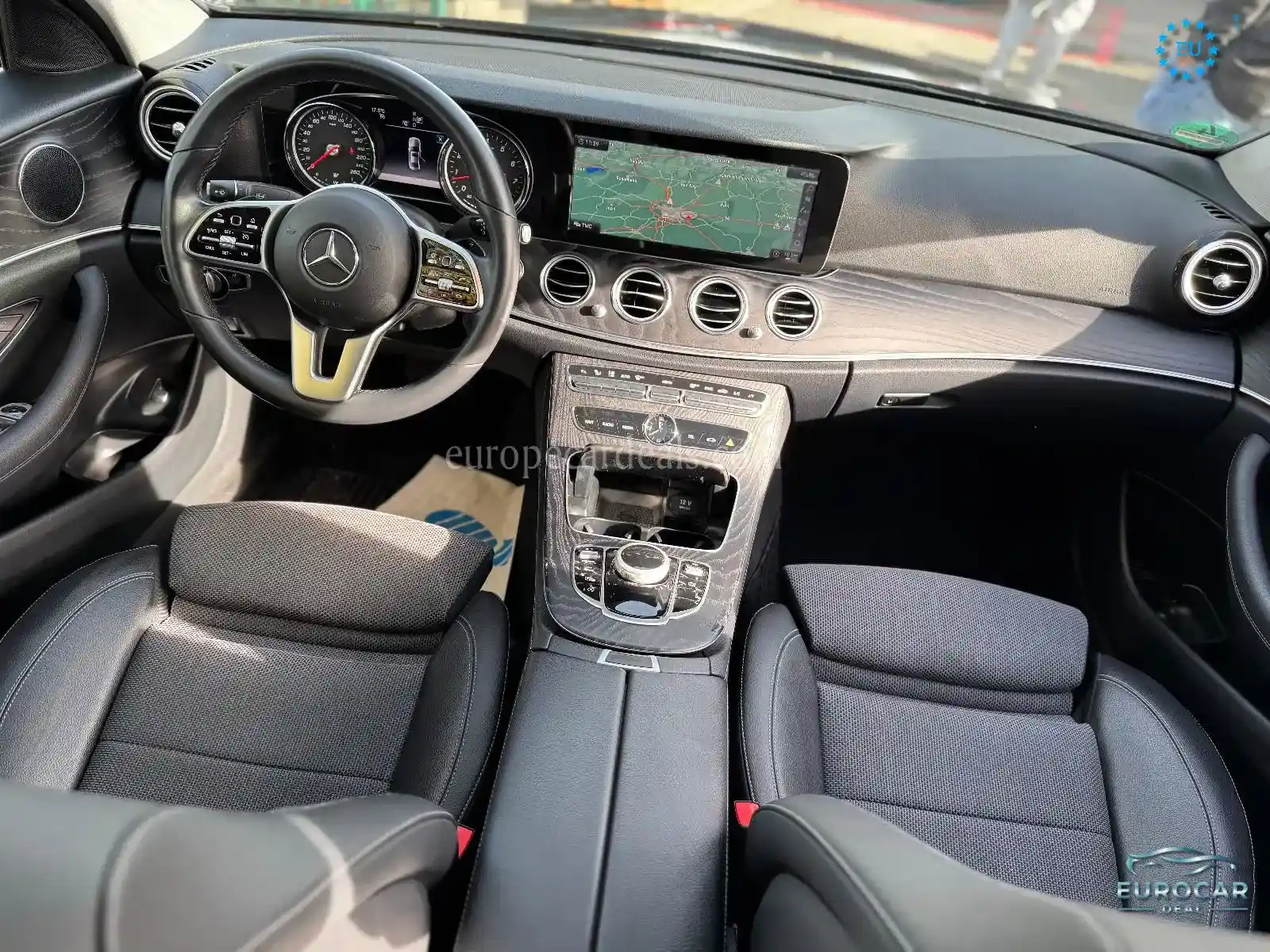 Mercedes-Benz E 200