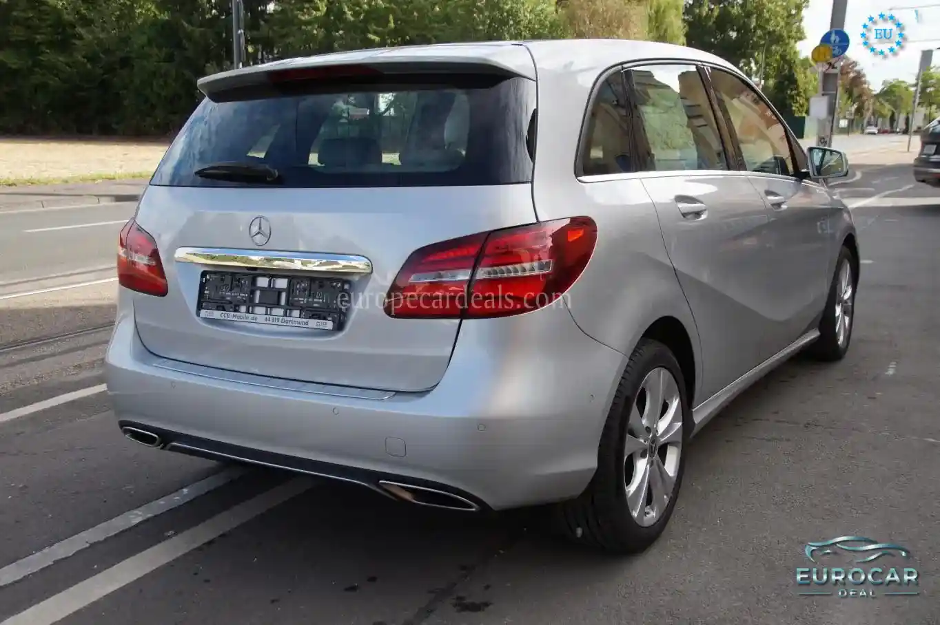 Mercedes-Benz B 200