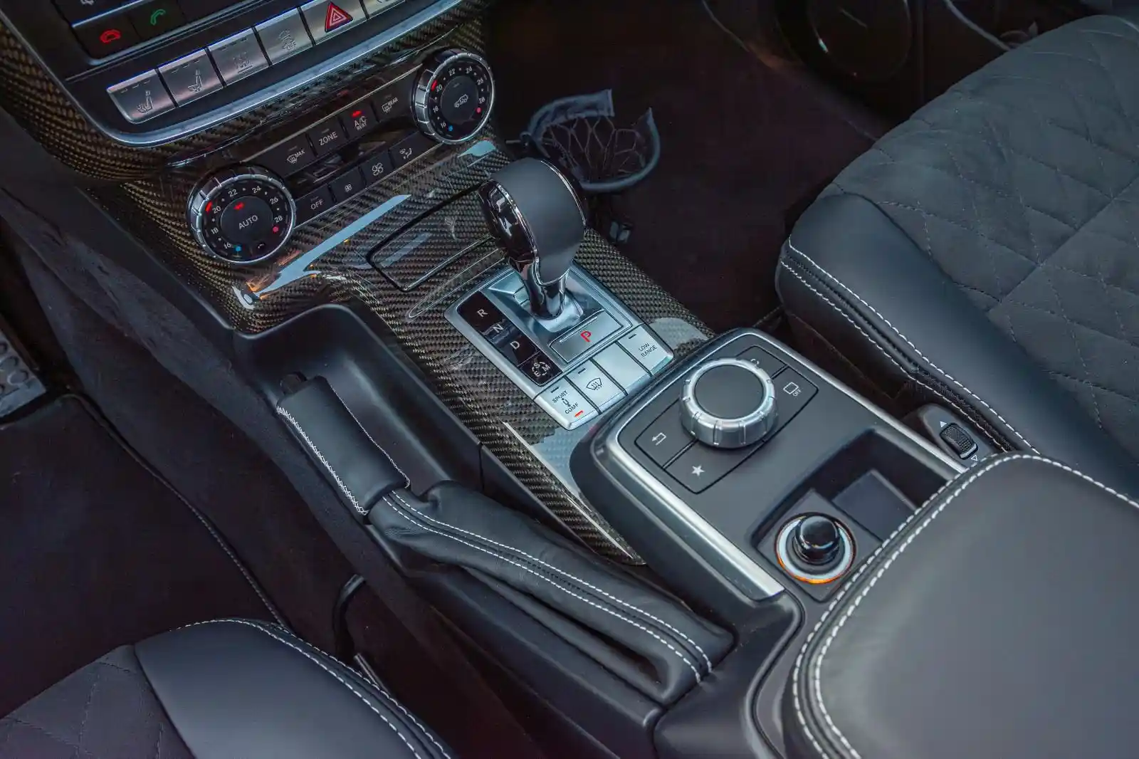 Mercedes-Benz G 500