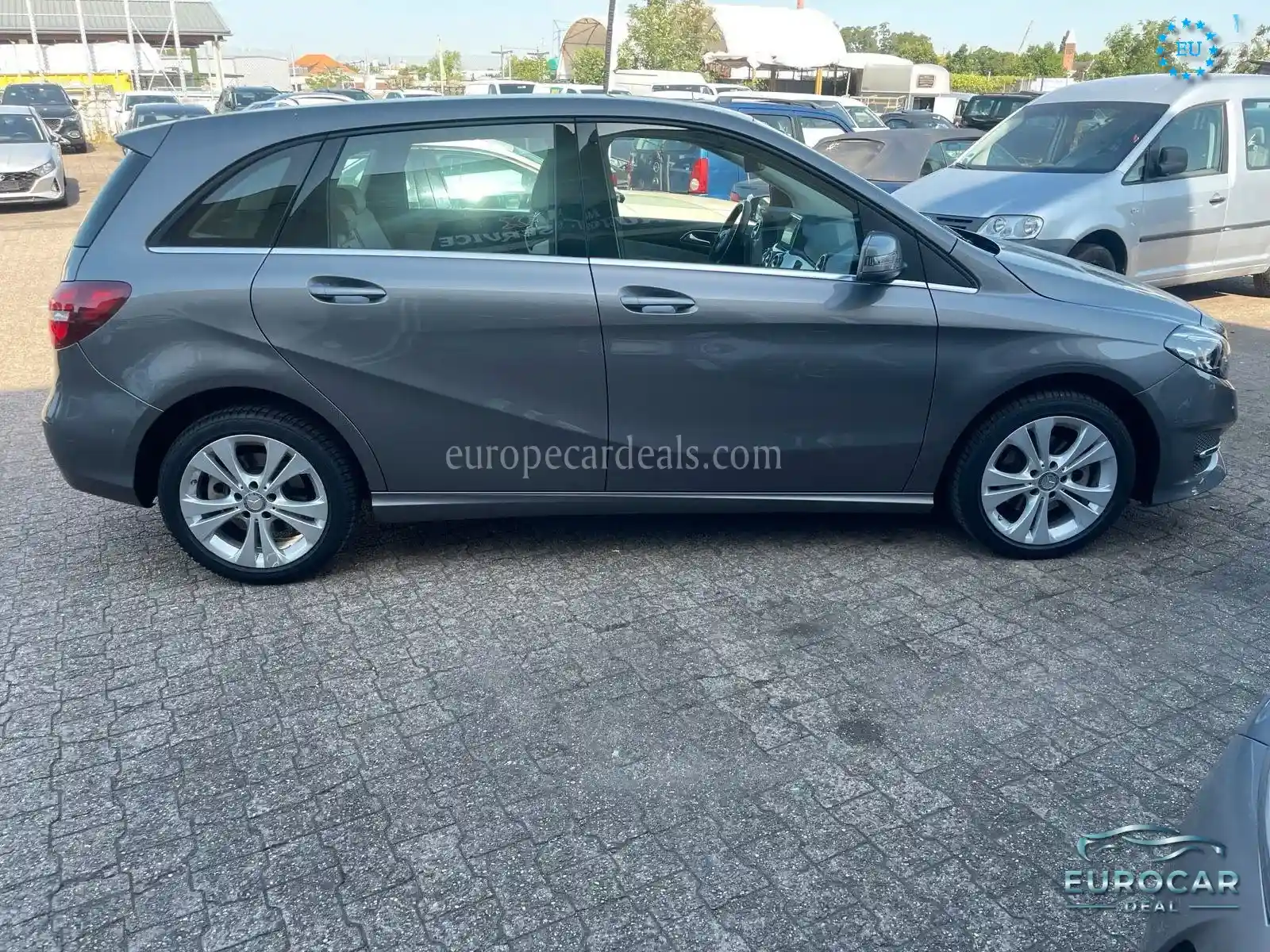 Mercedes-Benz B 220