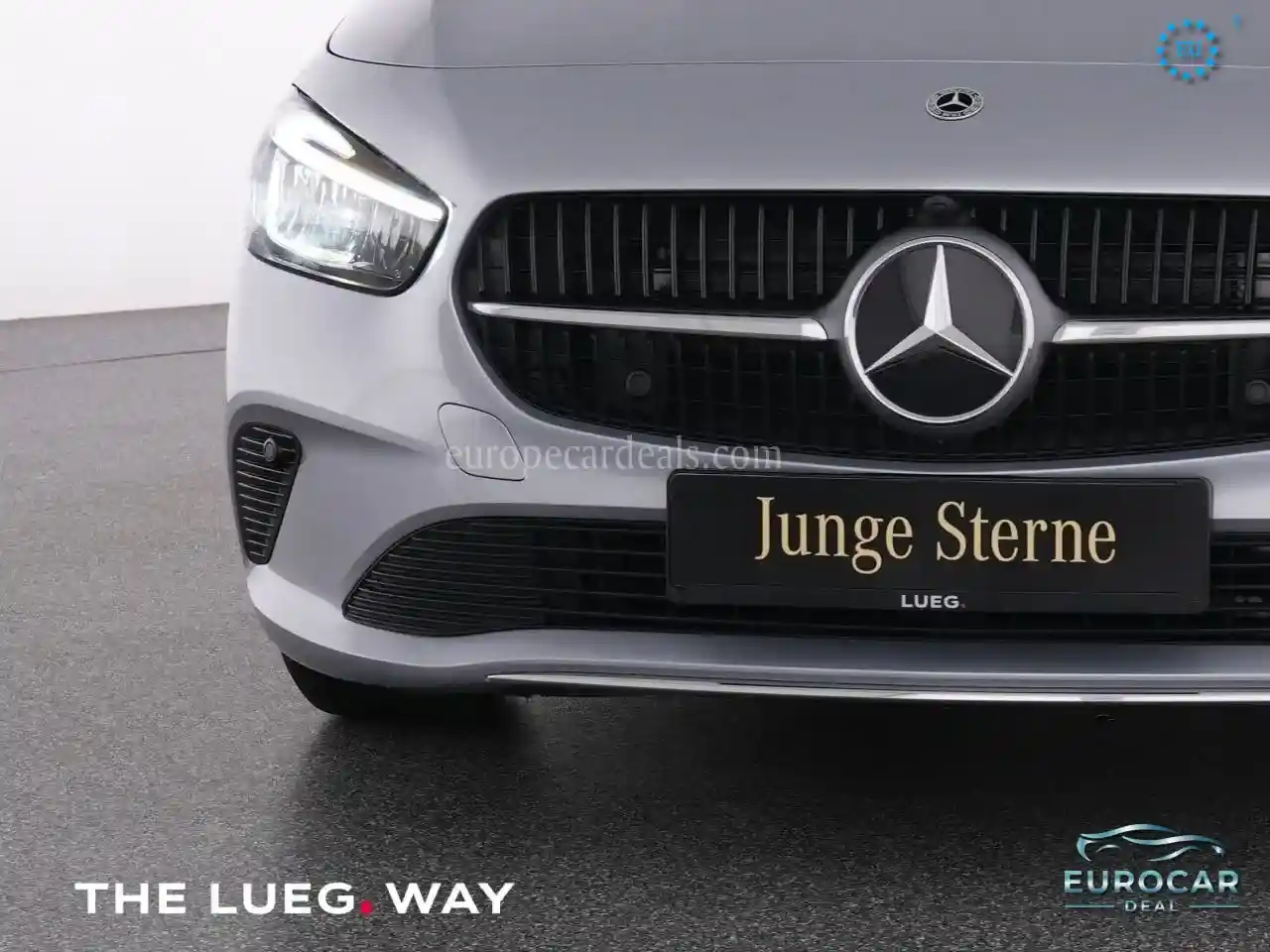 Mercedes-Benz B 180