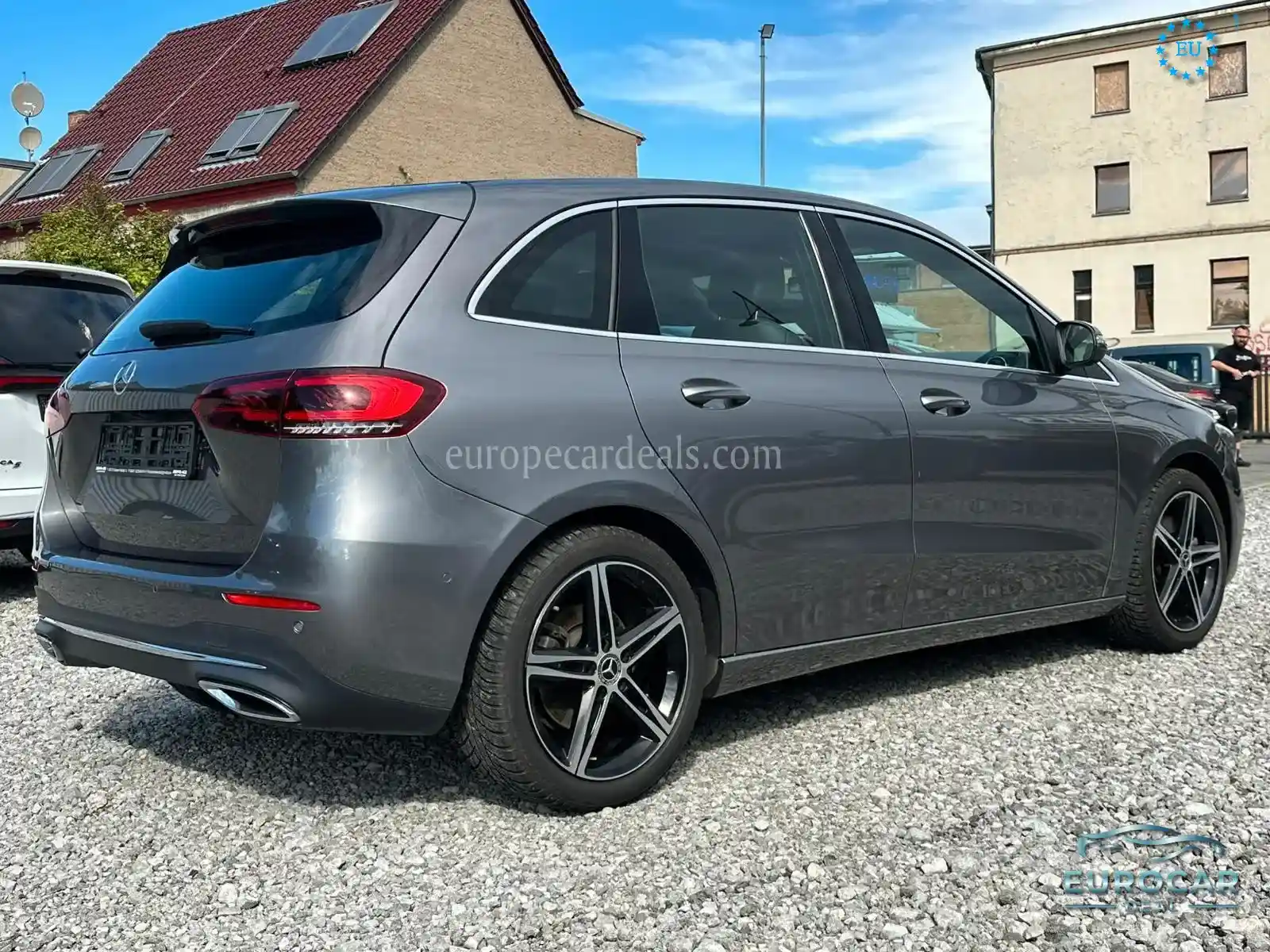 Mercedes-Benz B 220