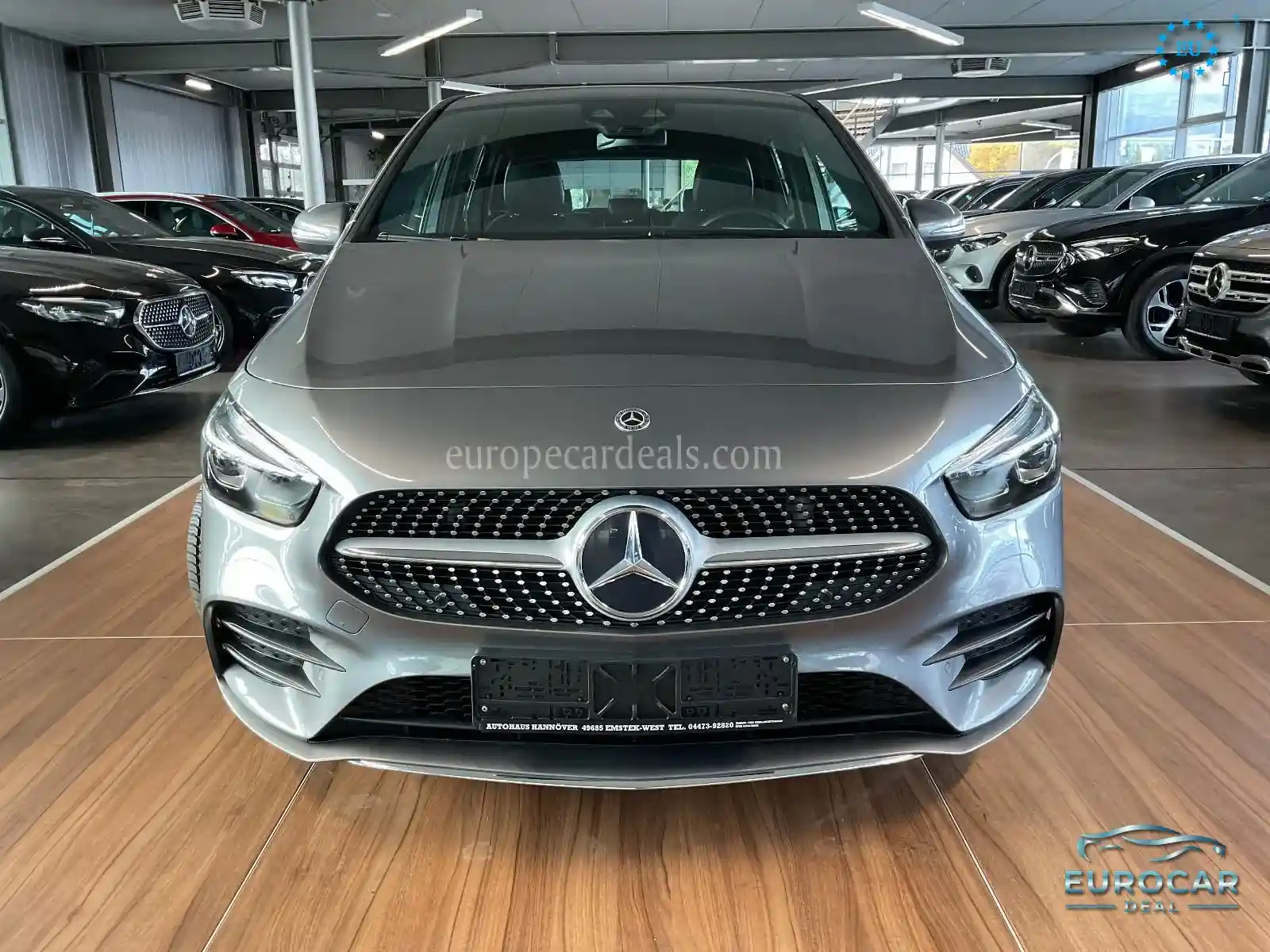 Mercedes-Benz B 180
