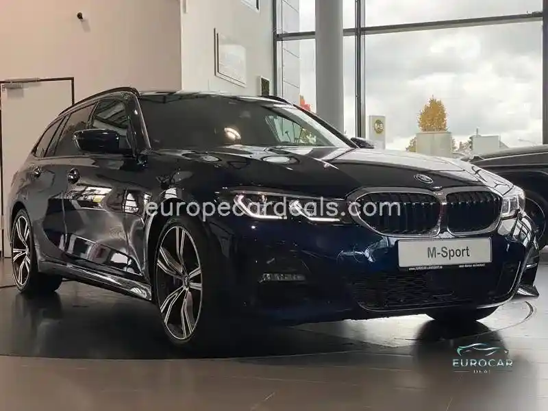 BMW 330