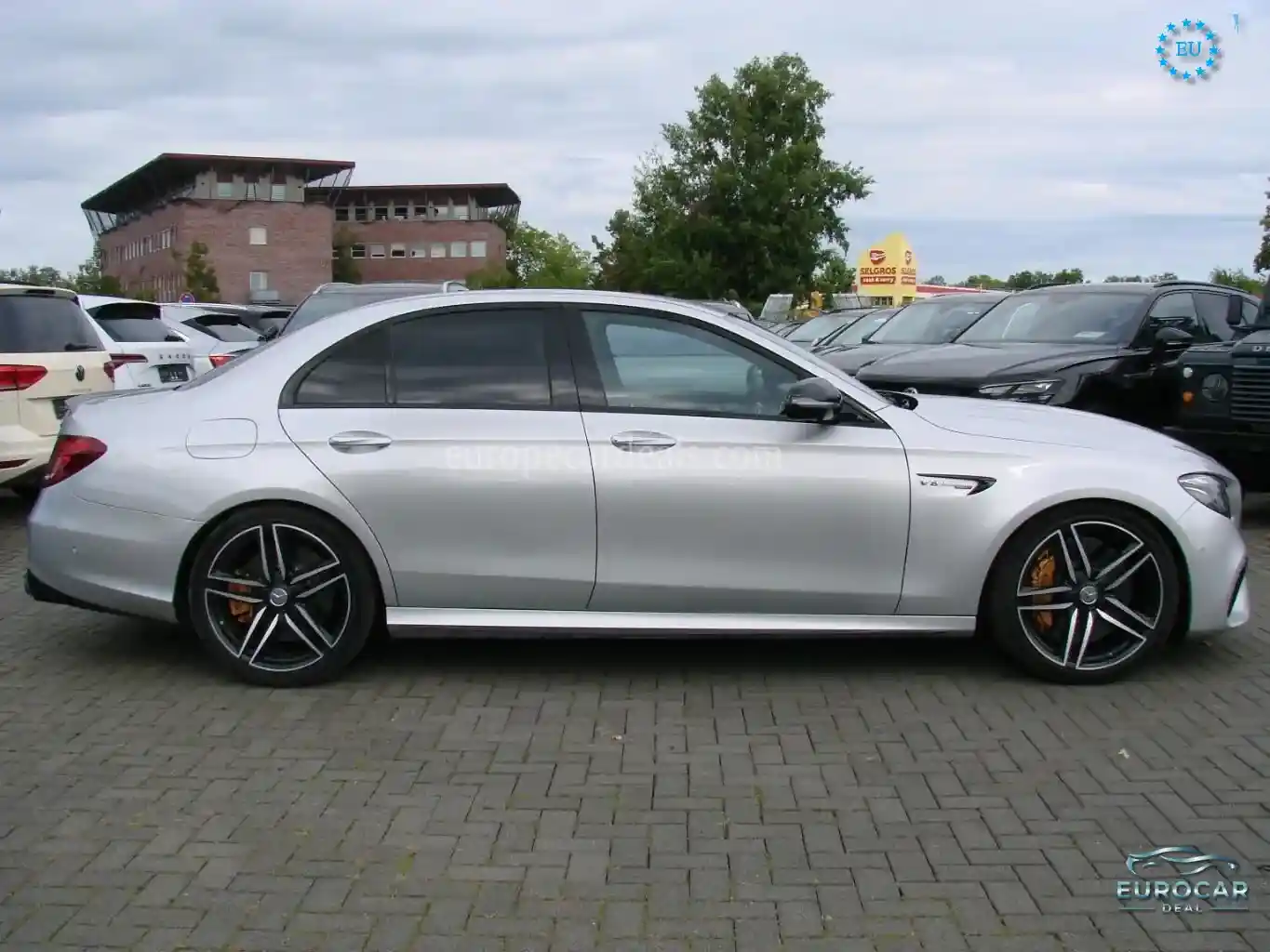 Mercedes-Benz E 63 AMG