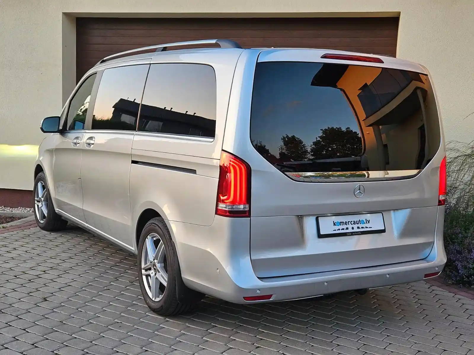 Mercedes-Benz V 200