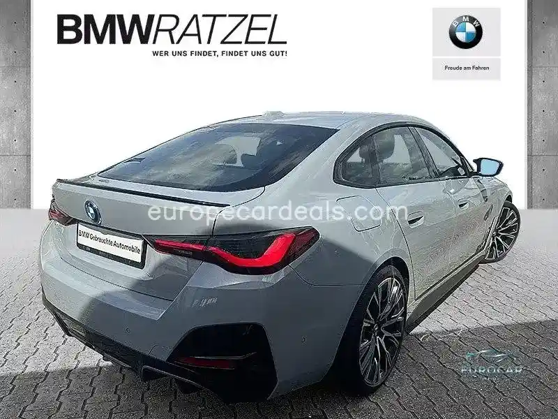 BMW i4