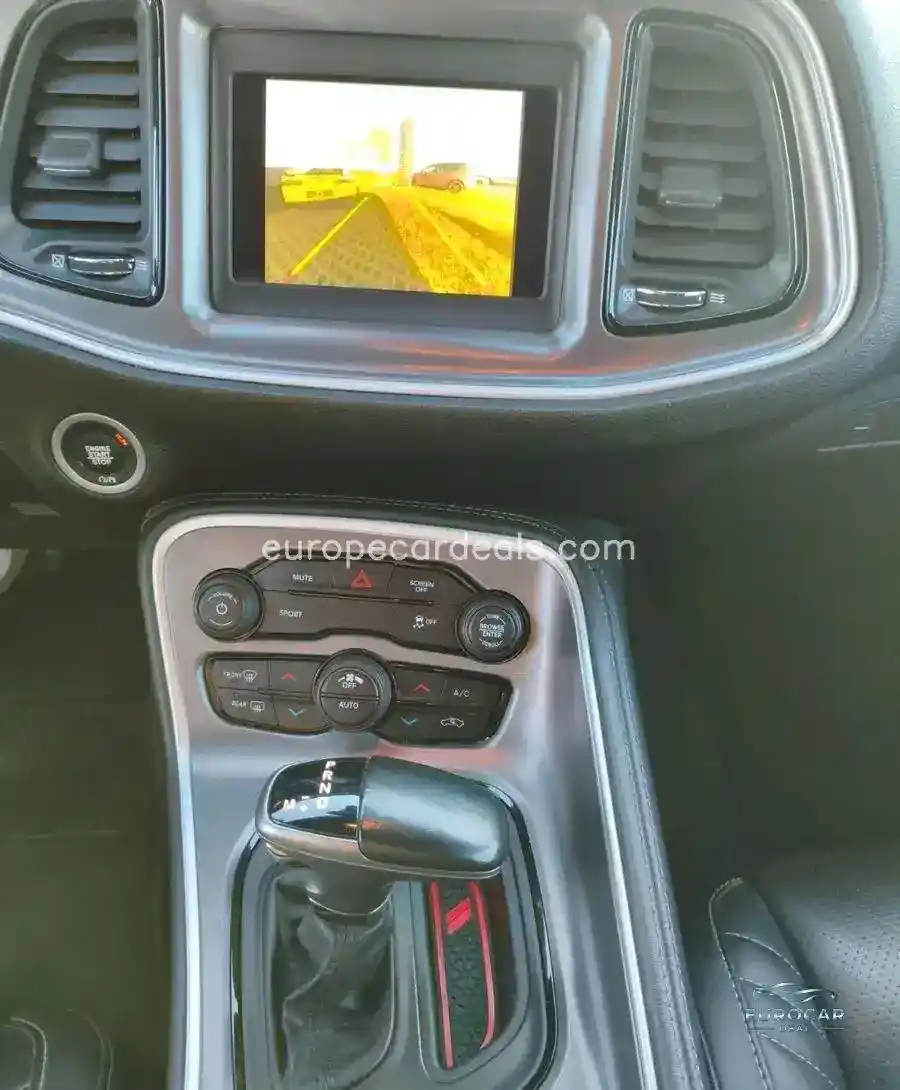 Dodge Challenger