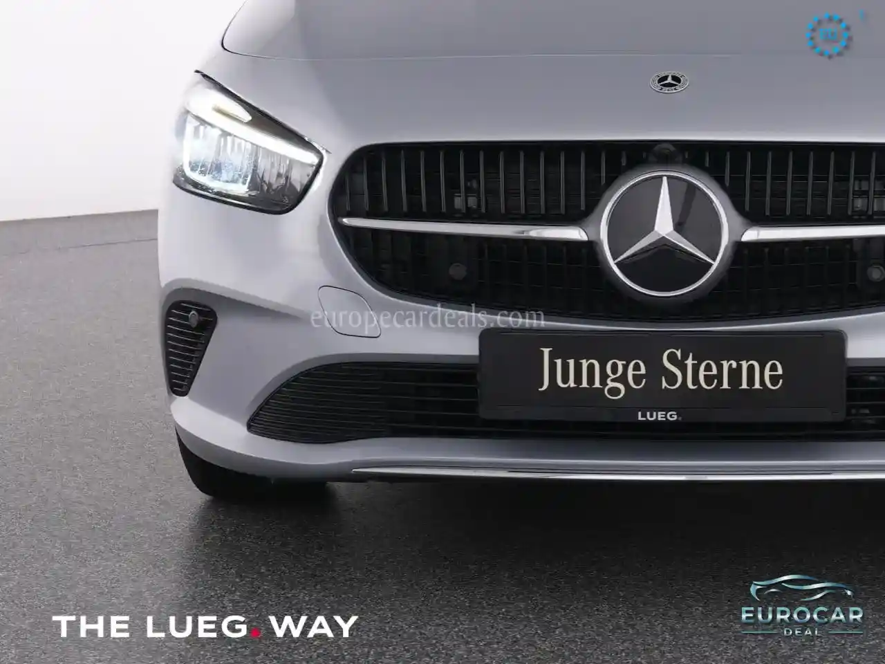 Mercedes-Benz B 180