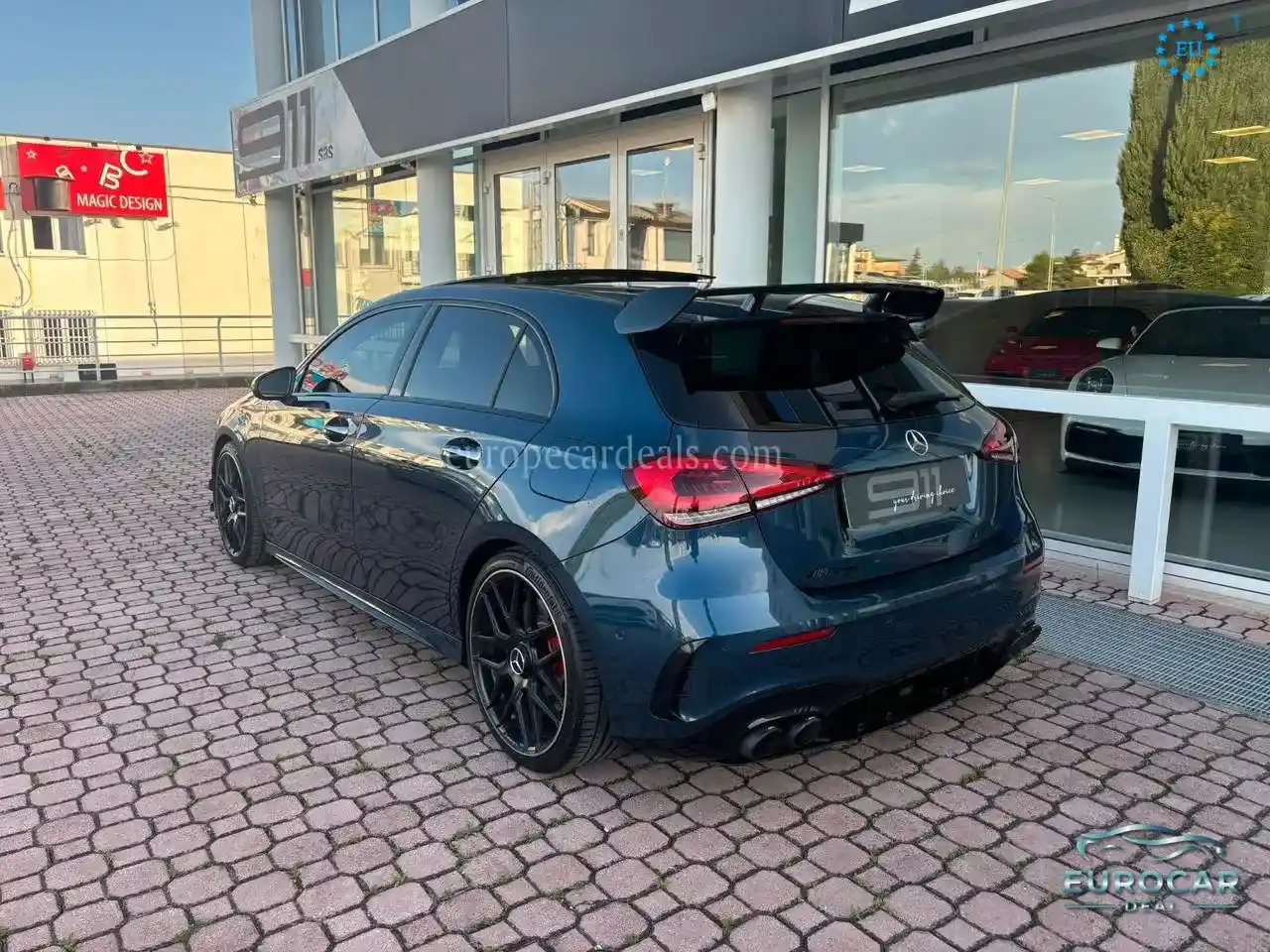 Mercedes-Benz A 35 AMG