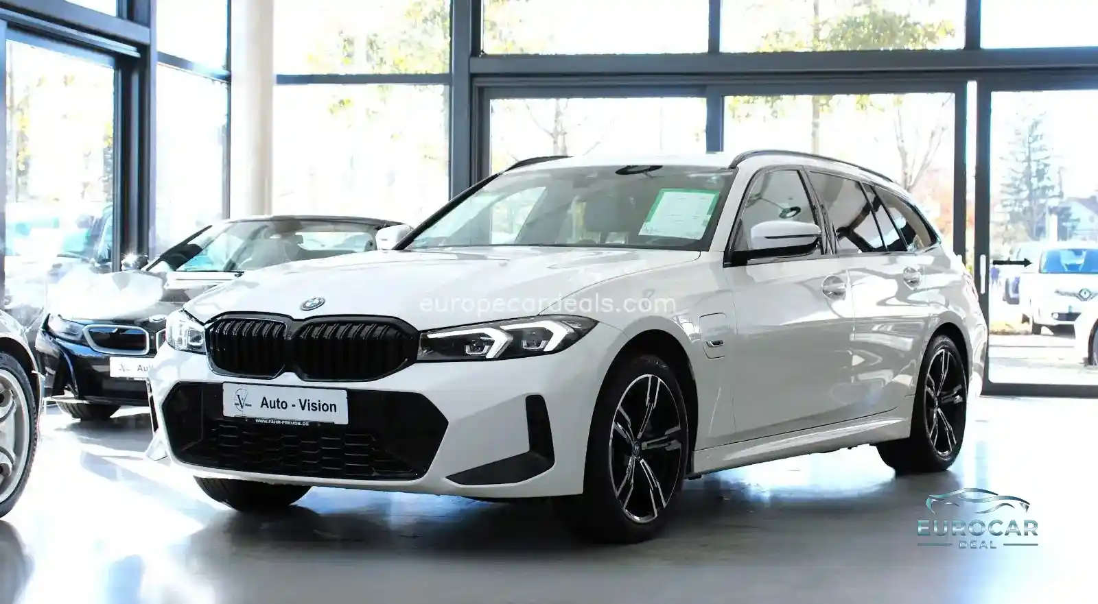 BMW 330