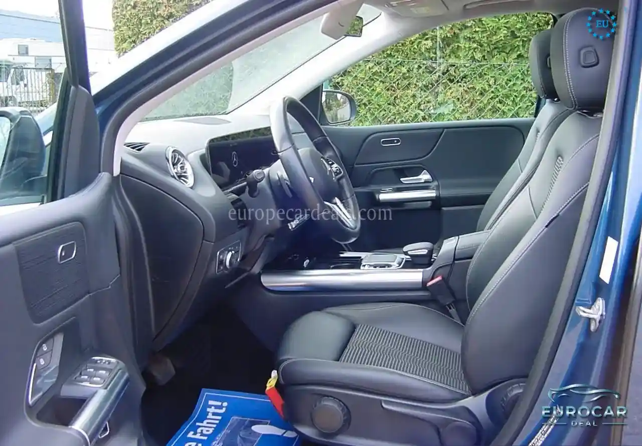Mercedes-Benz B 220