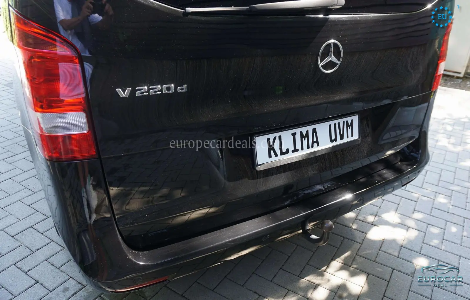Mercedes-Benz V 220