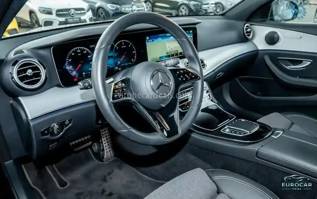 Mercedes-Benz E 220
