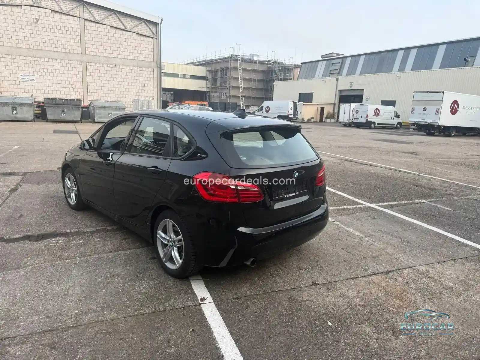 BMW 225