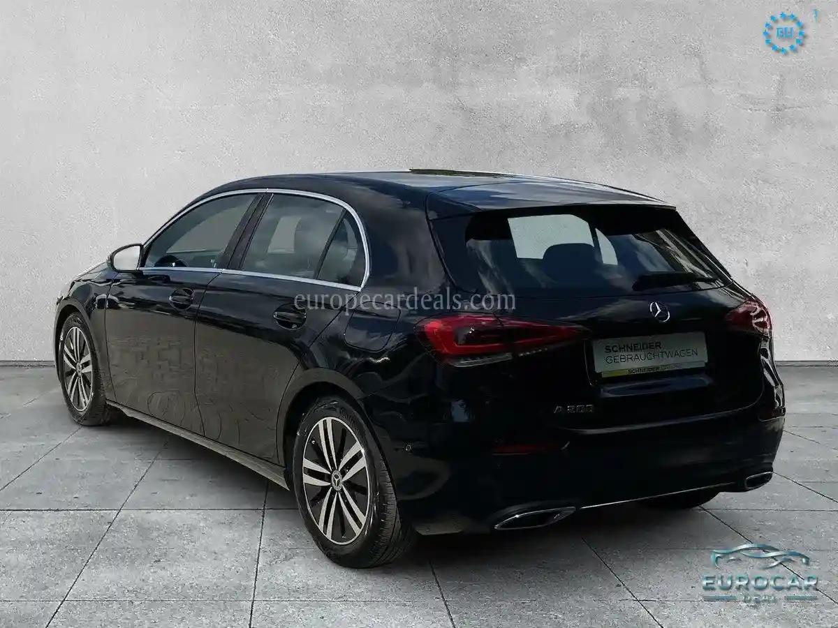 Mercedes-Benz A 200