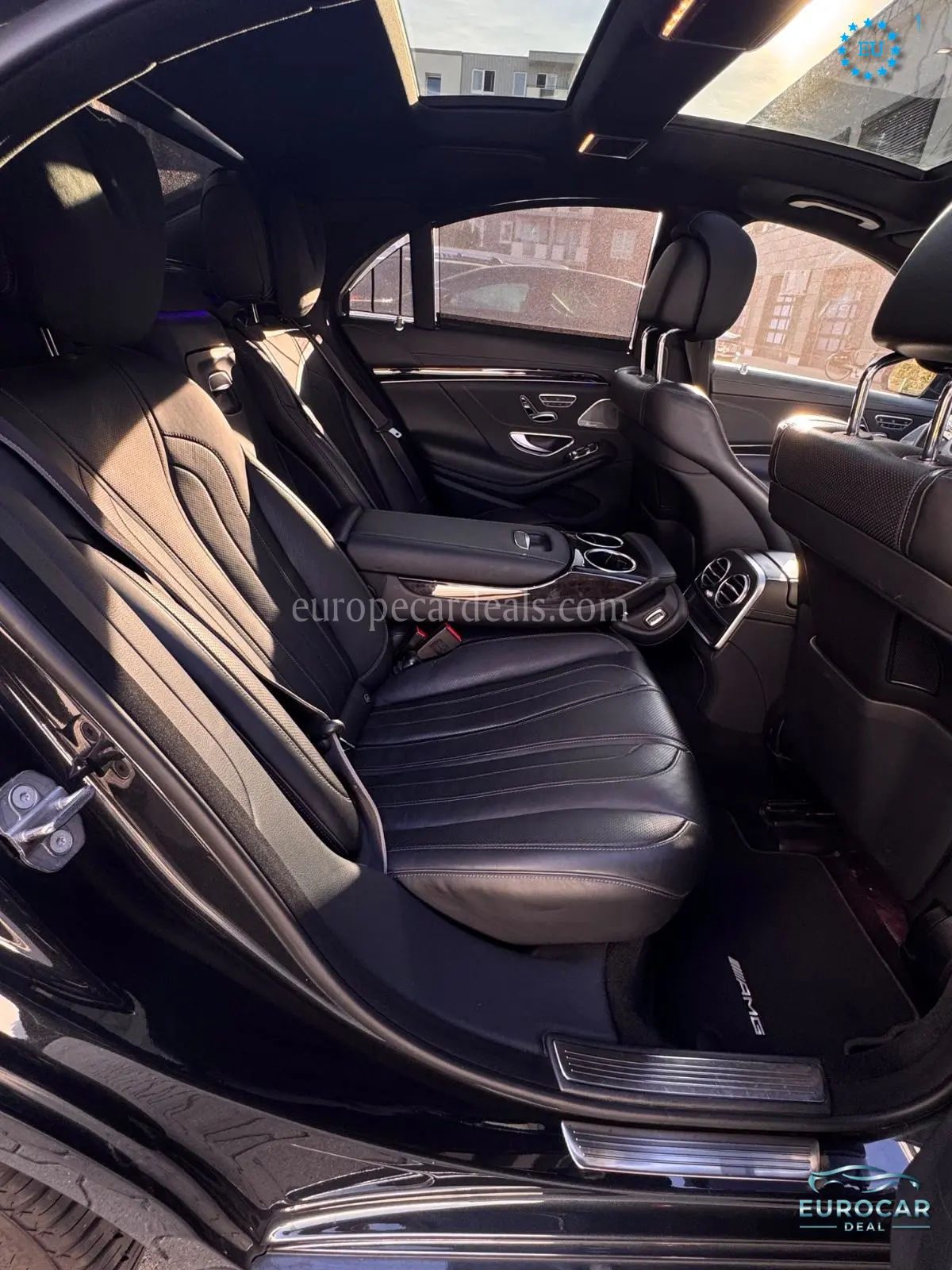 Mercedes-Benz S 560