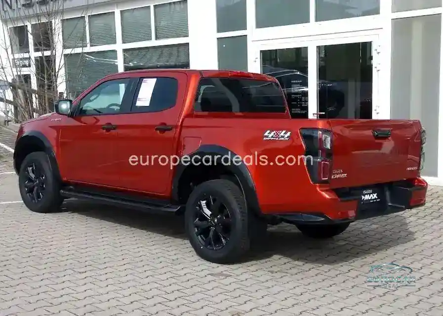 Double Cab 4WD Autm. V-Cross *AHK*