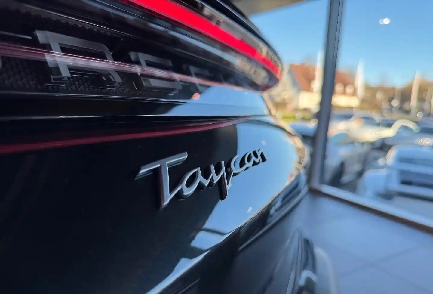 Porsche Taycan