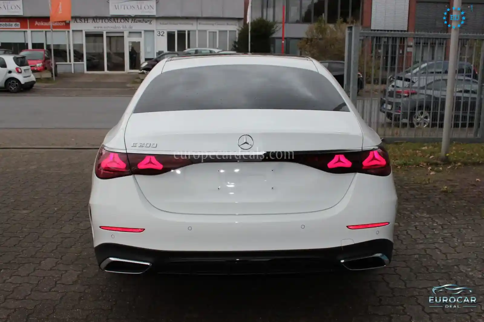 Mercedes-Benz E 200