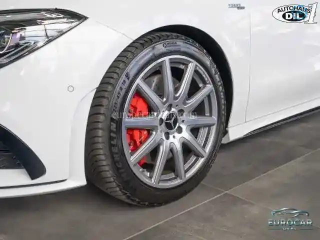 Mercedes-Benz CLA 35 AMG