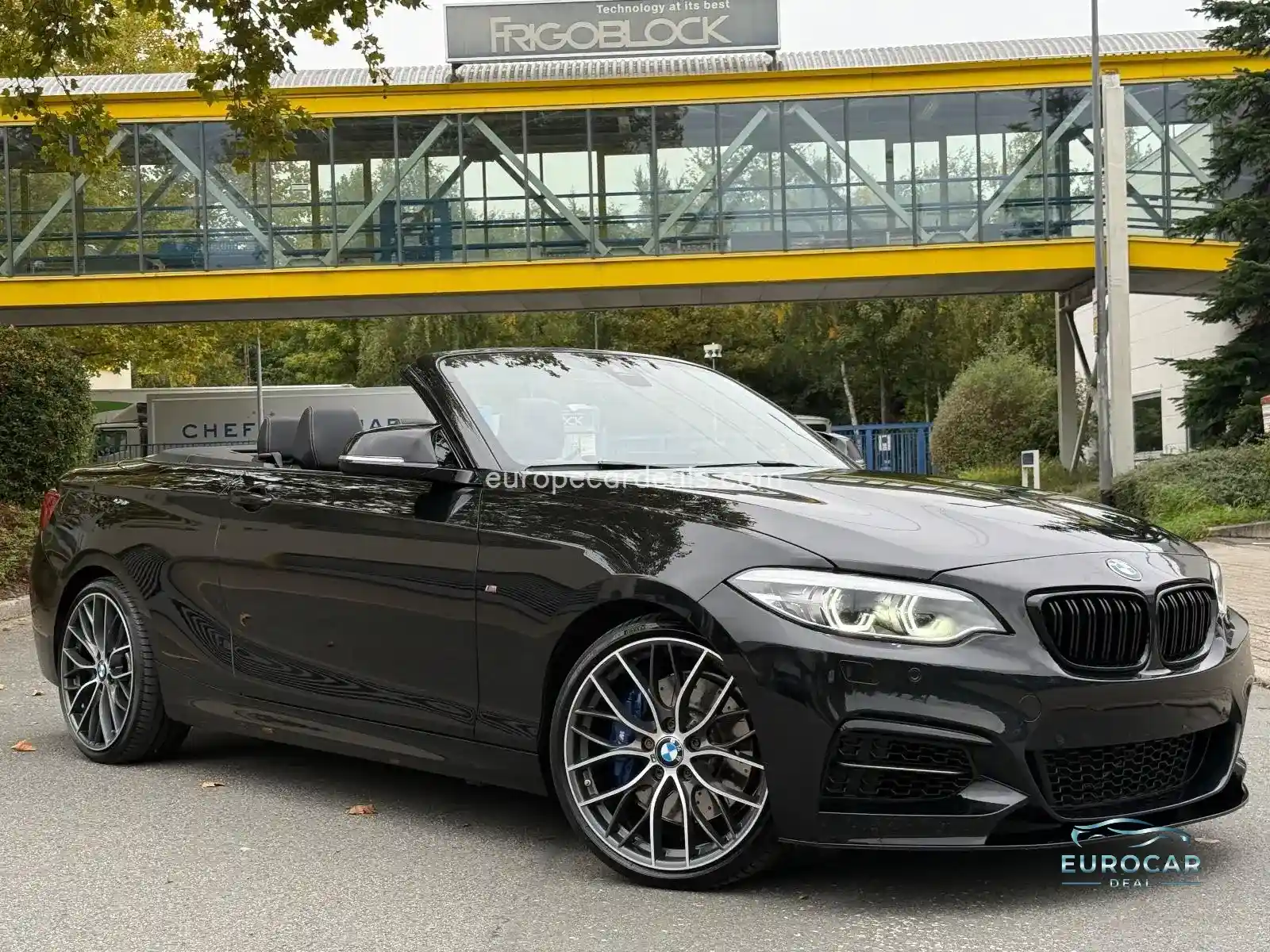 BMW M240i