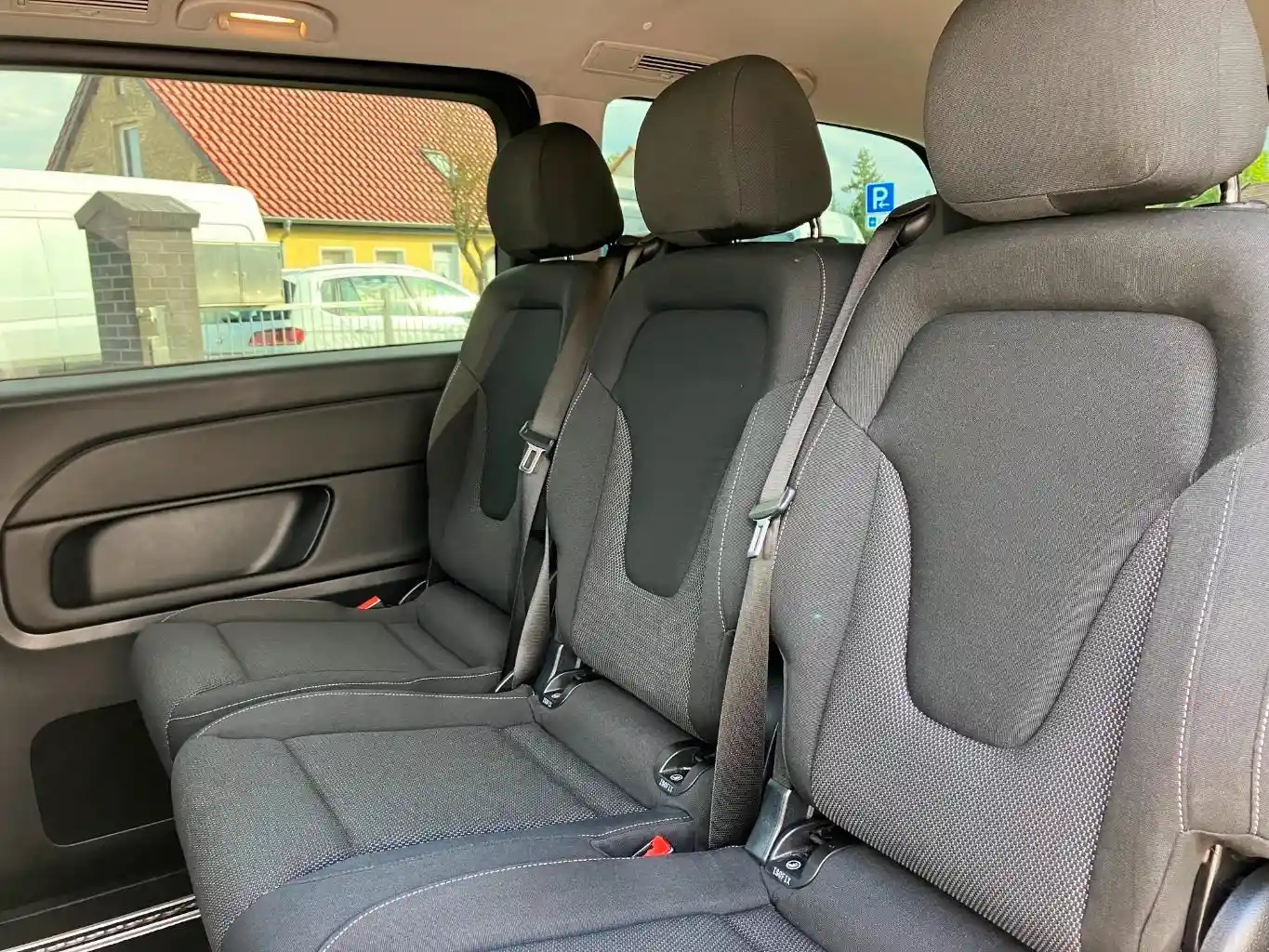 Mercedes-Benz V 200