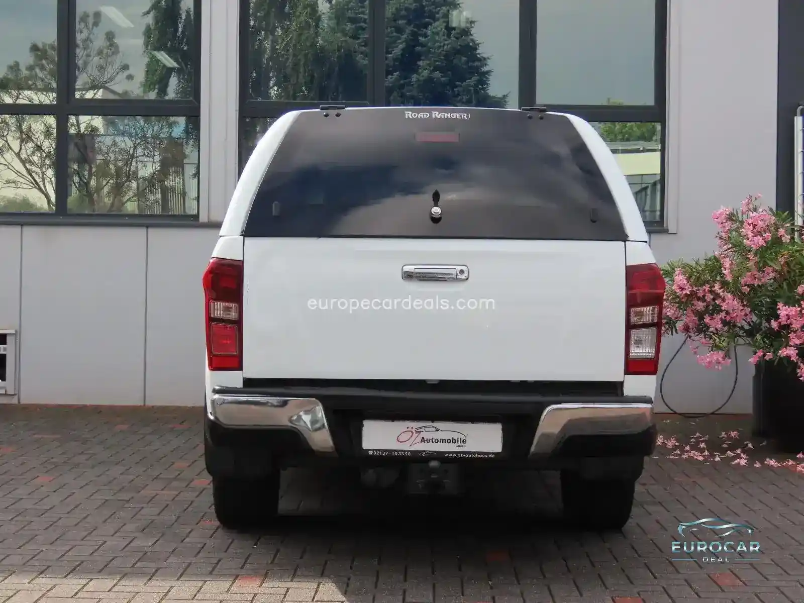 2.5 Double Cab 4WD LSX