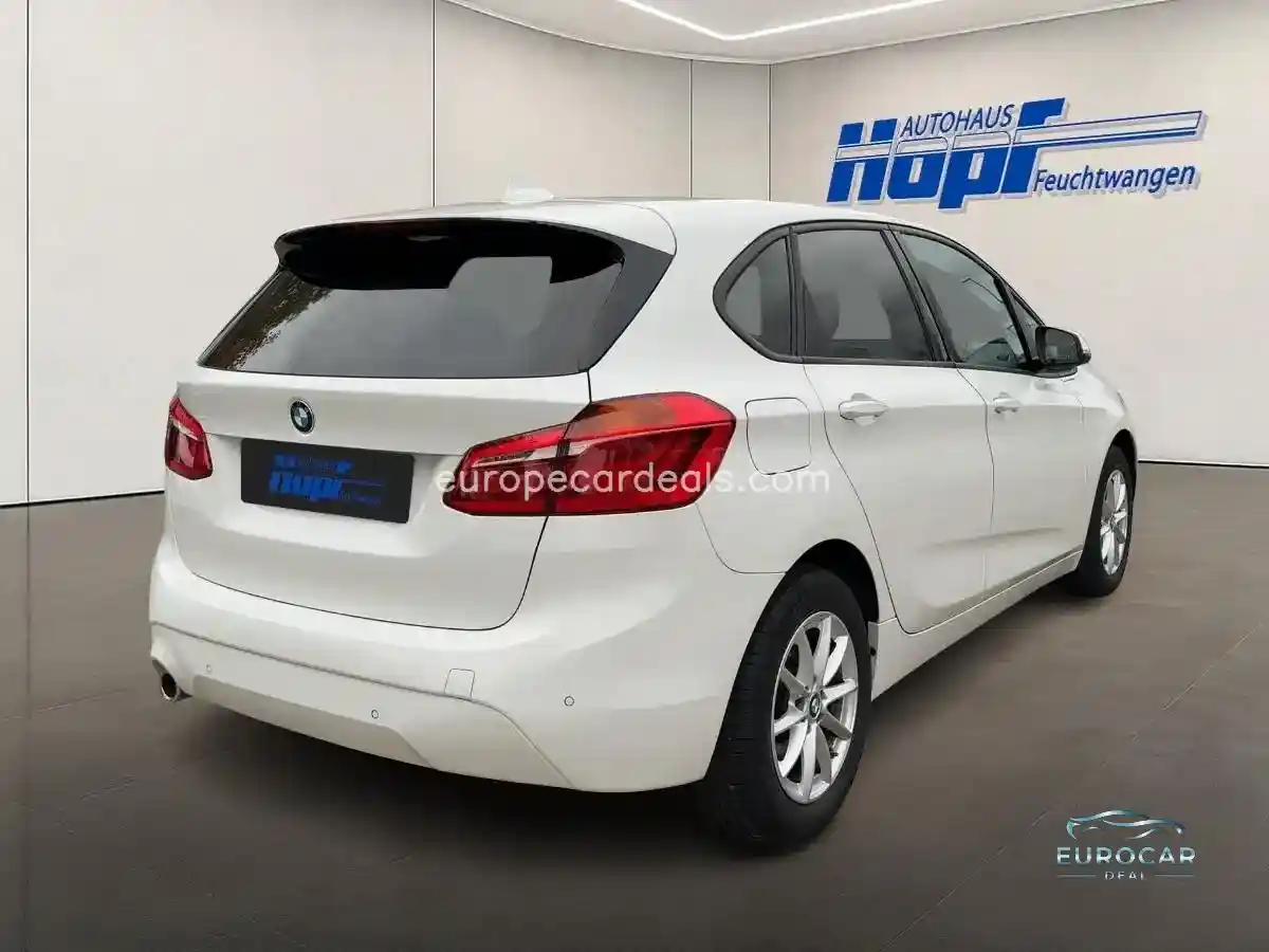 BMW 218