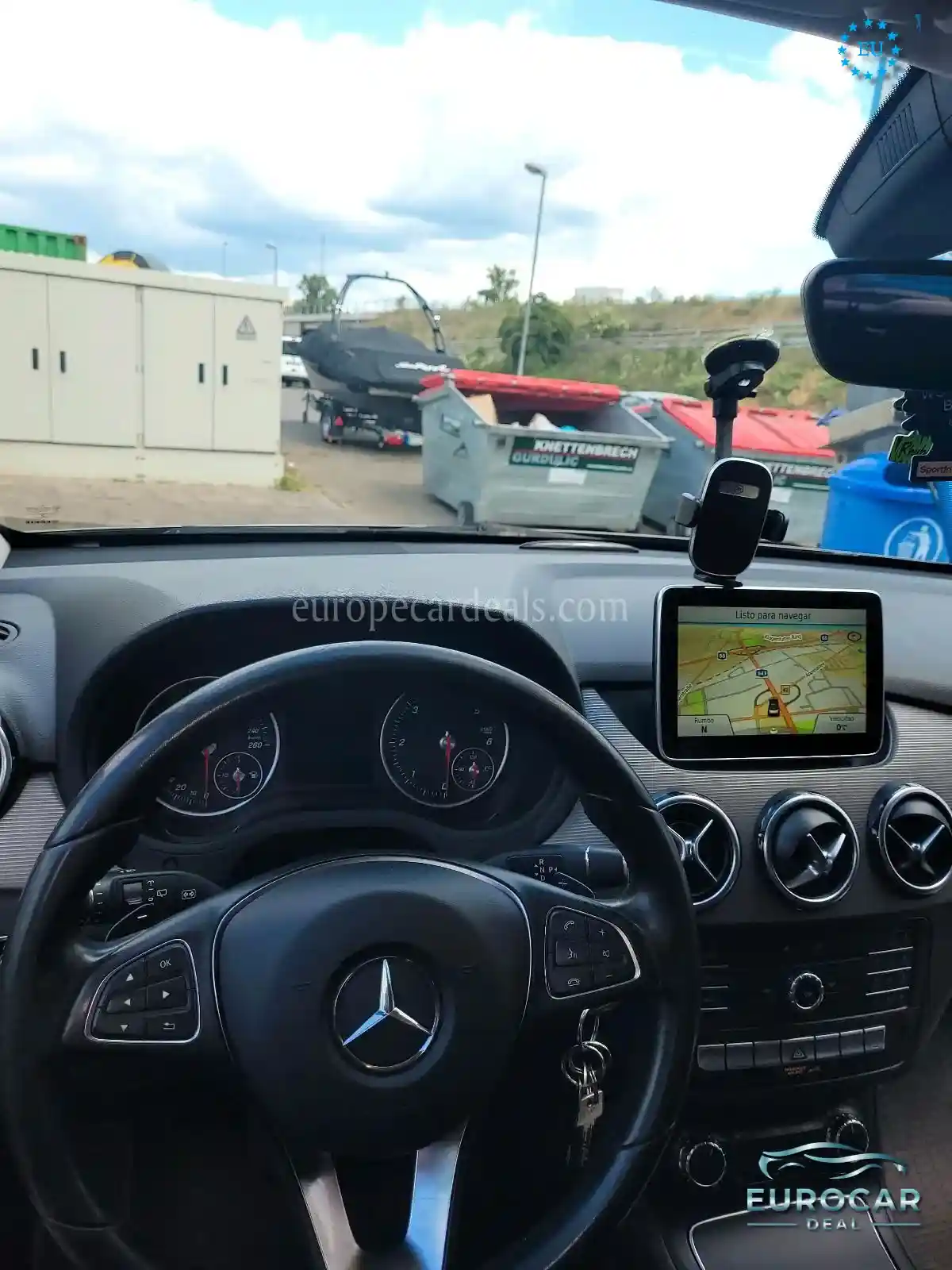 Mercedes-Benz B 180