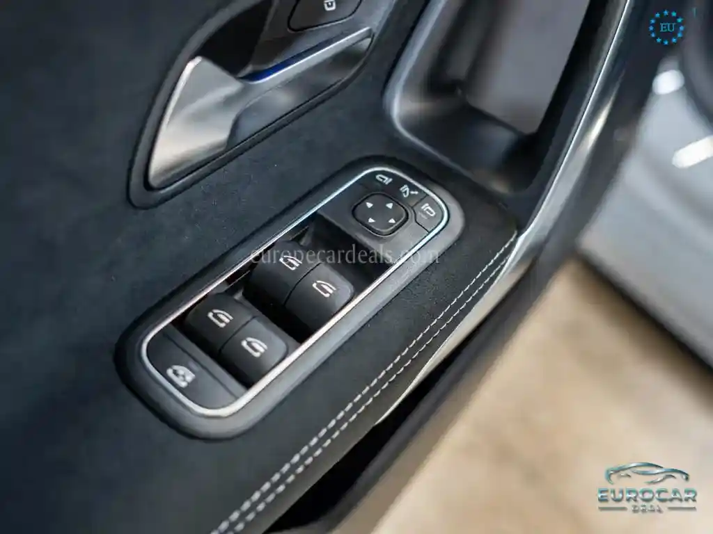 Mercedes-Benz A 220