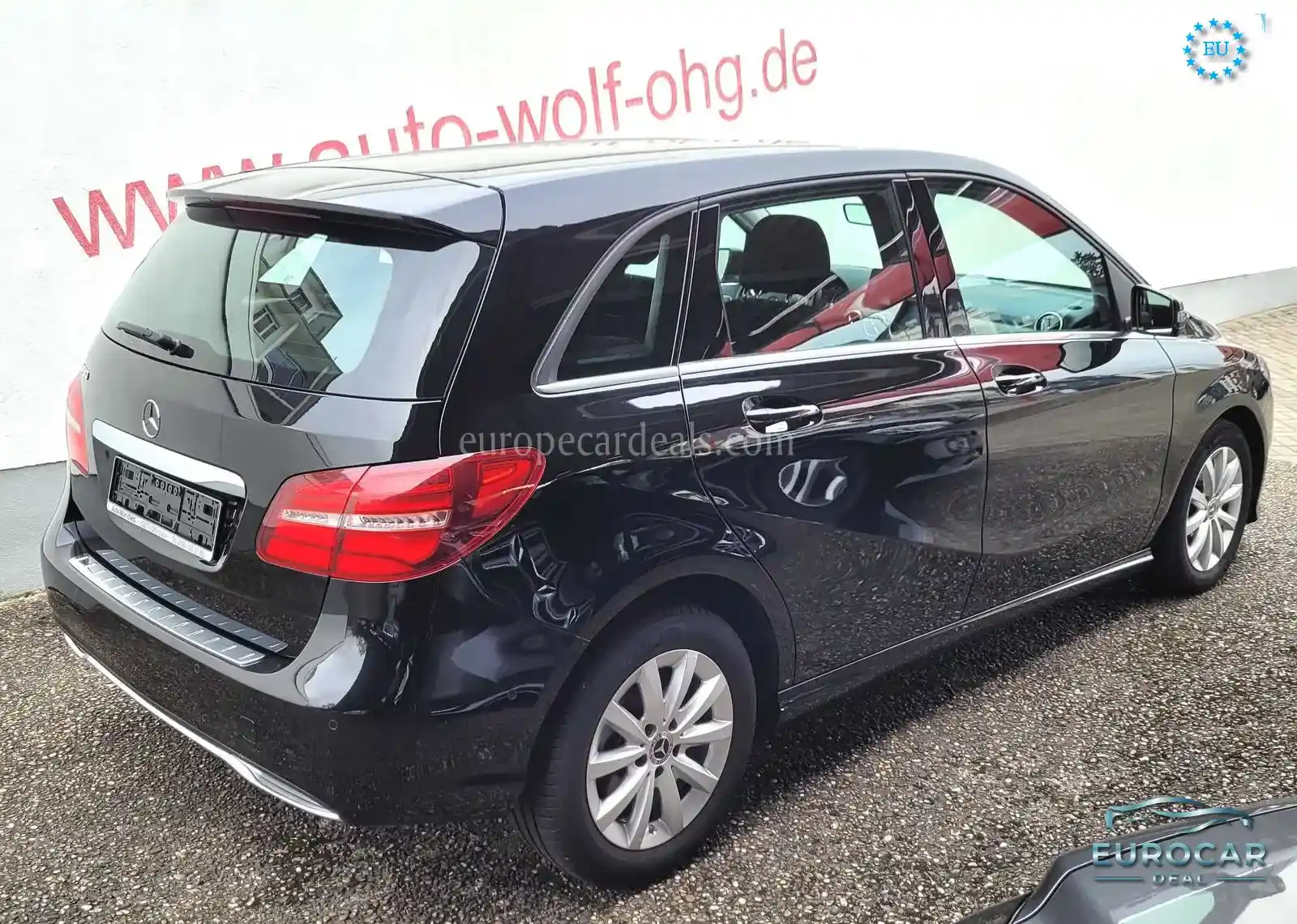 Mercedes-Benz B 180