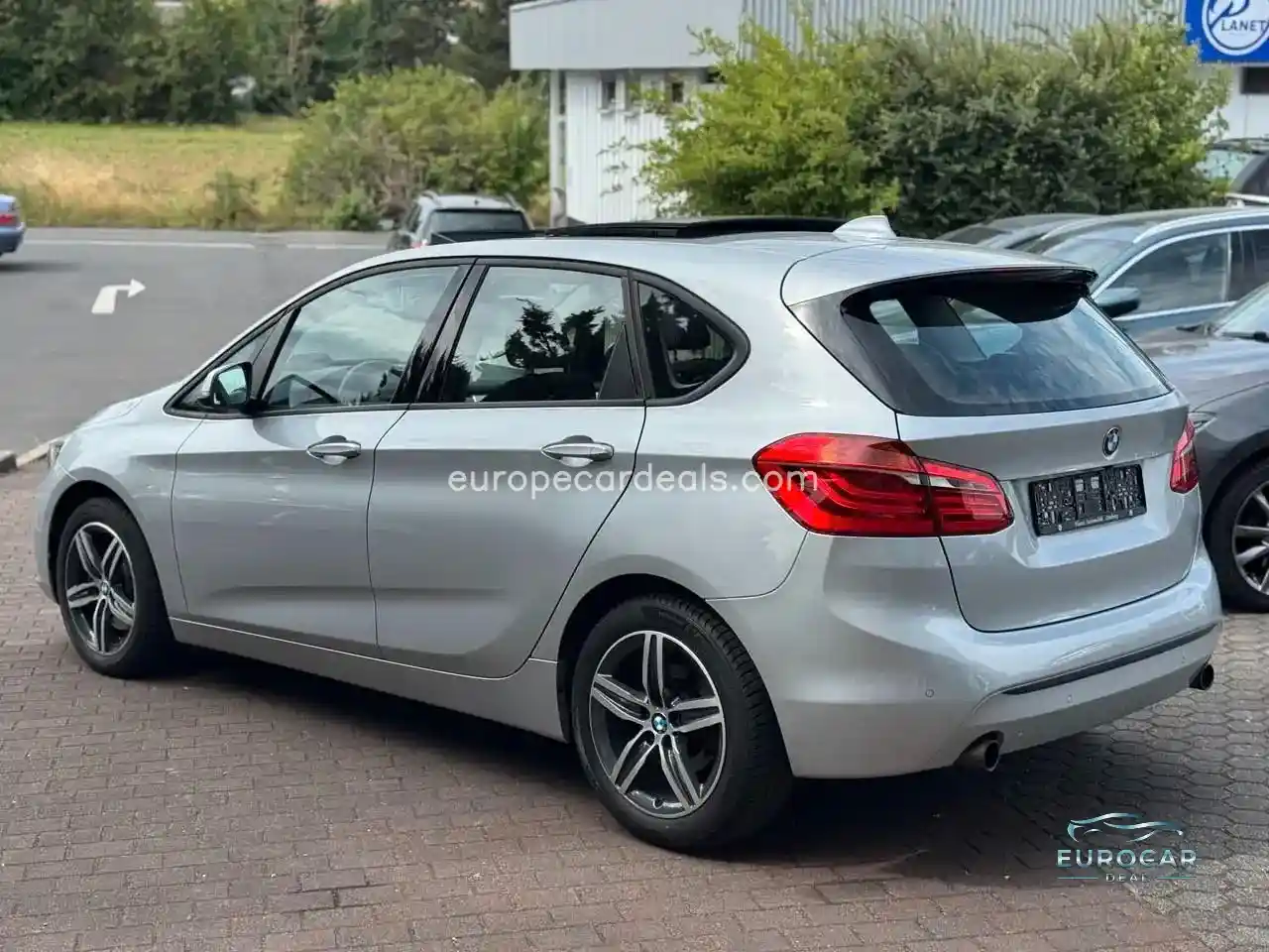 BMW 220